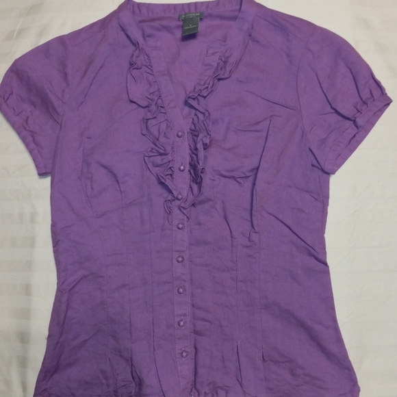 10 PIECE BUNDLE DEAL!       10 Women shirts.                   Size- Small - Picture 12 of 12